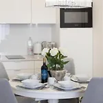 Baltini Premium Polanki Park 아파트