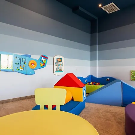 아파트 Baltini Premium Polanki Park *