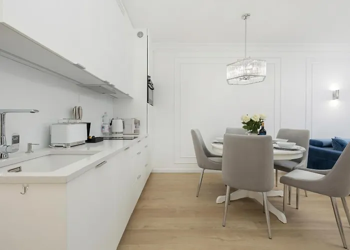 公寓 Baltini Premium Polanki Park *