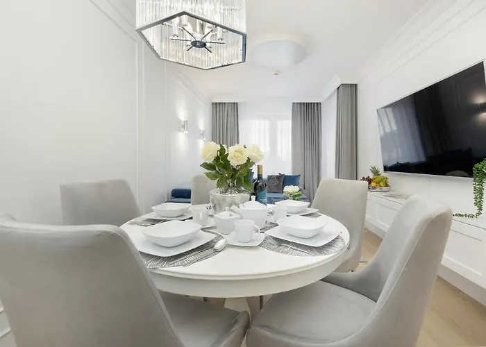 公寓 Baltini Premium Polanki Park